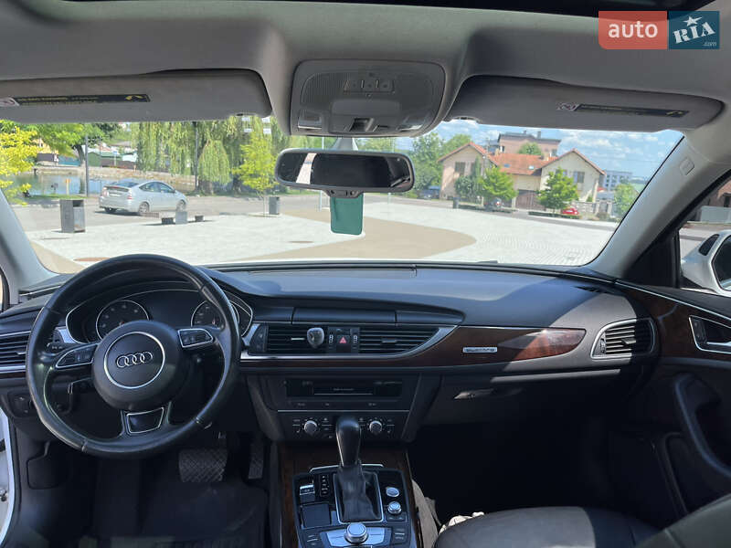 Седан Audi A6 2014 в Львове