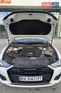 Седан Audi A6 2018 в 