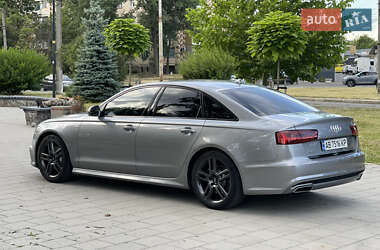 Седан Audi A6 2015 в 