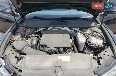 Седан Audi A6 2020 в 