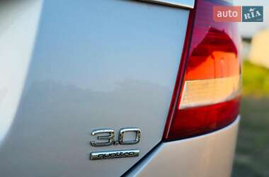 Седан Audi A6 2004 в 