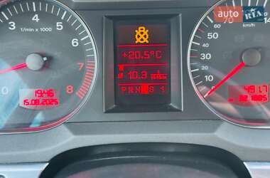 Седан Audi A6 2004 в 
