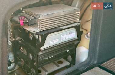 Седан Audi A6 2004 в 