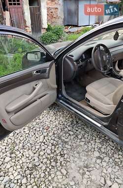 Седан Audi A6 2000 в 