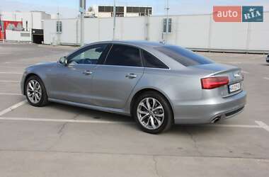 Седан Audi A6 2012 в 