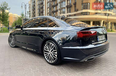 Седан Audi A6 2015 в 