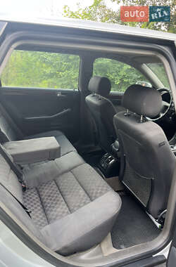 Универсал Audi A6 2002 в 