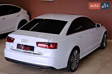 Седан Audi A6 2015 в 
