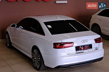 Седан Audi A6 2015 в 