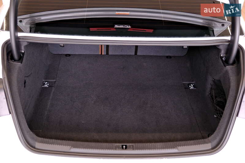 Седан Audi A6 2015 в Одессе