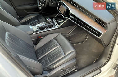 Седан Audi A6 2019 в 