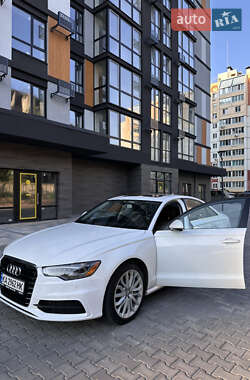 Седан Audi A6 2014 в 
