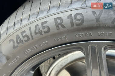 Универсал Audi A6 2013 в 