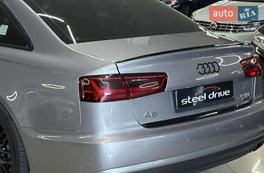 Седан Audi A6 2015 в 