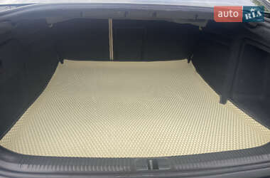 Седан Audi A6 2006 в 