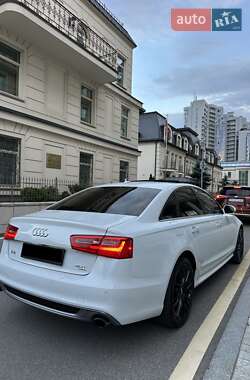 Седан Audi A6 2014 в 