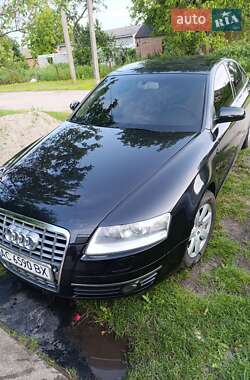 Седан Audi A6 2004 в 