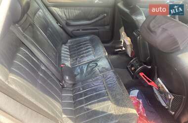 Универсал Audi A6 1998 в 