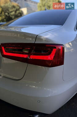Седан Audi A6 2012 в 
