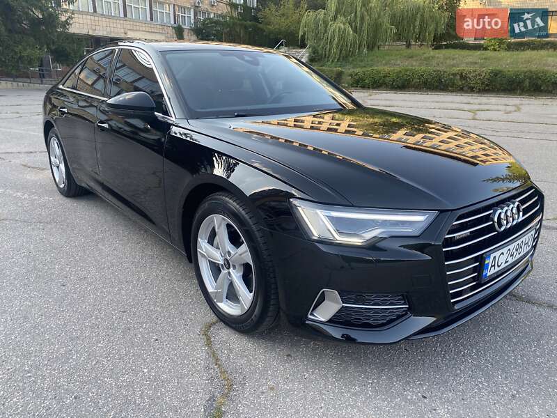 Седан Audi A6 2022 в Киеве