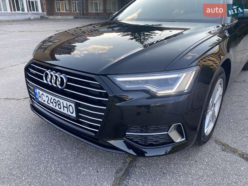 Седан Audi A6 2022 в Киеве