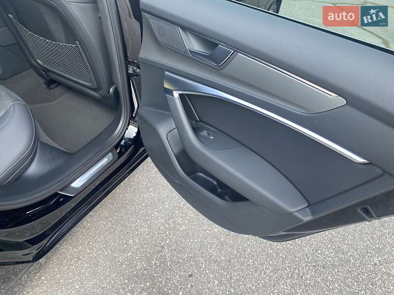 Седан Audi A6 2022 в Киеве
