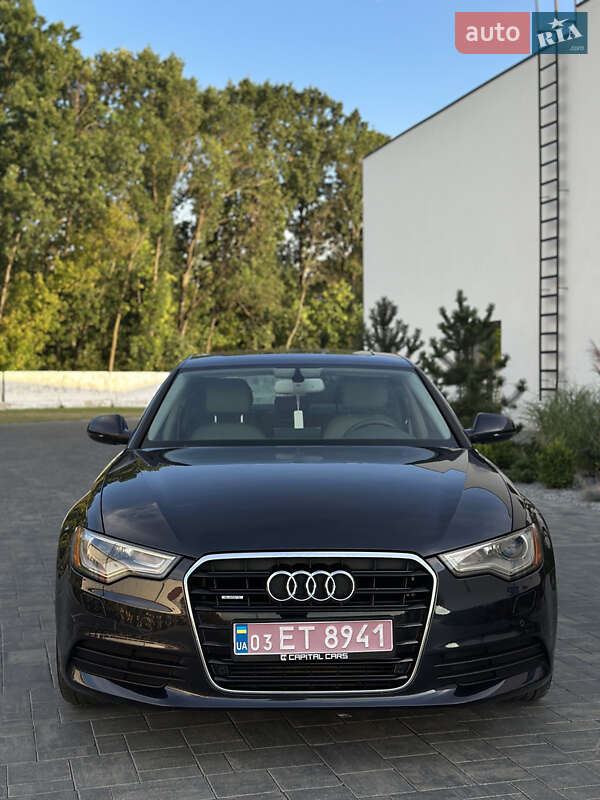 Седан Audi A6 2015 в 