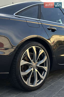 Седан Audi A6 2015 в 