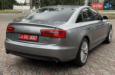 Седан Audi A6 2015 в 