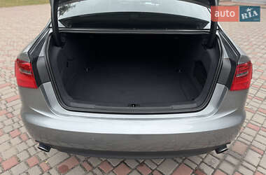 Седан Audi A6 2015 в 