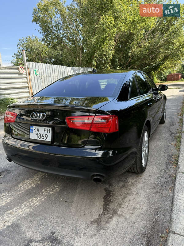 Седан Audi A6 2014 в Киеве