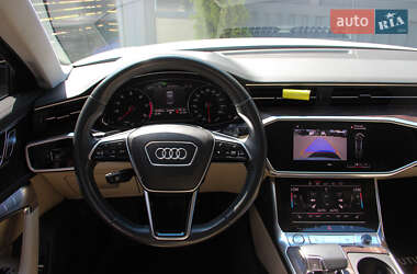 Седан Audi A6 2019 в 