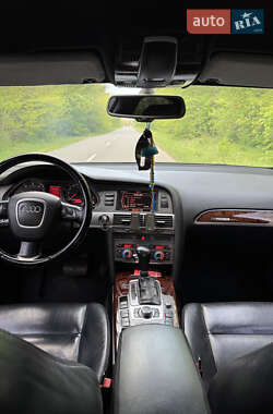 Седан Audi A6 2004 в 