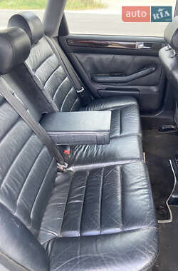 Универсал Audi A6 2000 в 