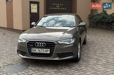 Седан Audi A6 2011 в 