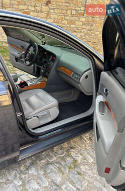 Седан Audi A6 2004 в 