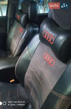 Седан Audi A6 1995 в 