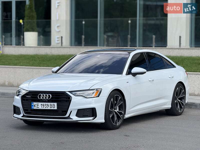 Седан Audi A6 2019 в 