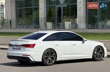 Седан Audi A6 2019 в 