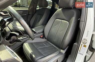 Седан Audi A6 2019 в 