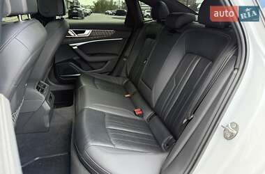 Седан Audi A6 2019 в 