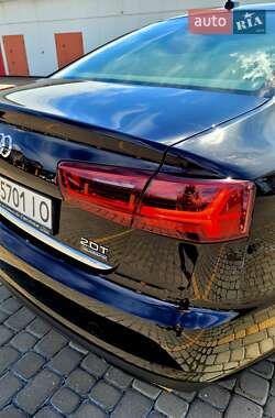 Седан Audi A6 2015 в 