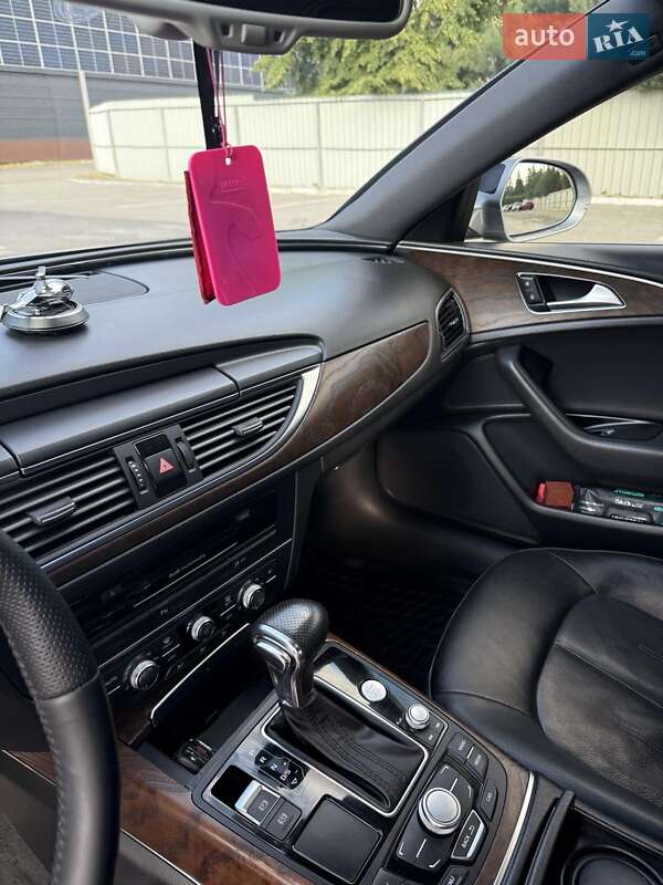 Седан Audi A6 2012 в Луцке