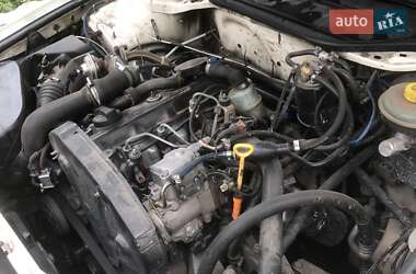 Седан Audi A6 1995 в 