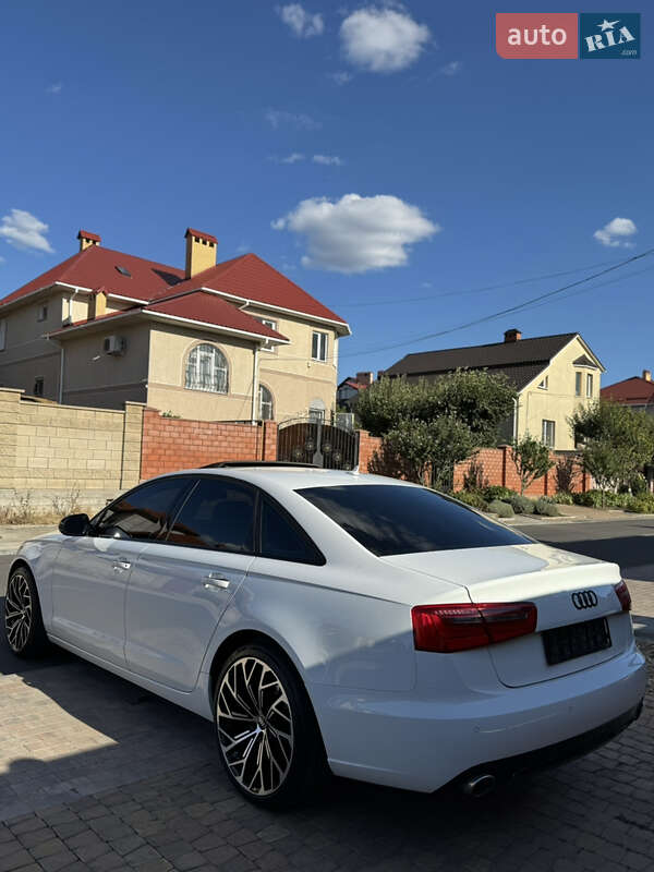 Седан Audi A6 2014 в Одессе