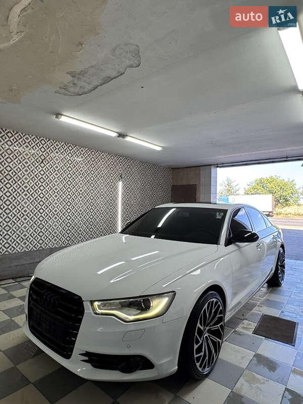 Седан Audi A6 2014 в Одессе