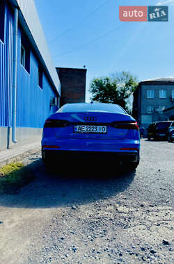 Седан Audi A6 2019 в 