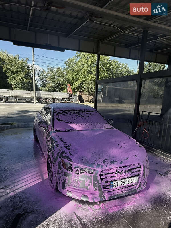 Седан Audi A6 2013 в Ивано-Франковске