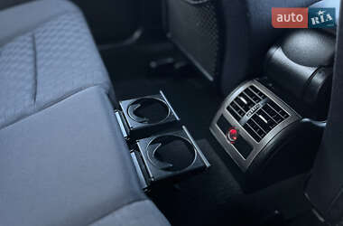 Седан Audi A6 2001 в 