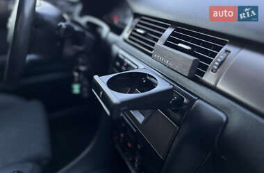 Седан Audi A6 2001 в 